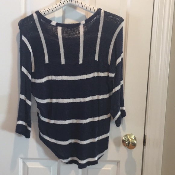 Navy blue stripes Shirt - Picture 4 of 4
